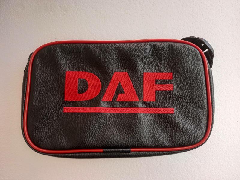 Кожен несесер / органайзер DAF