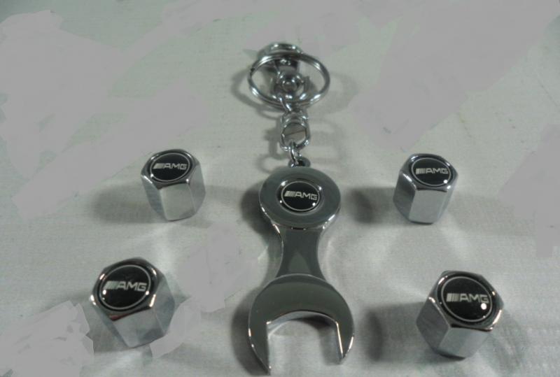 Капачки за вентили с ключодържател AMG