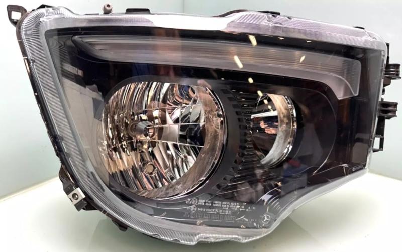 Фар за Mercedes Arocs / Antos Euro 6 (2022+) – ляв и десен LED 24V