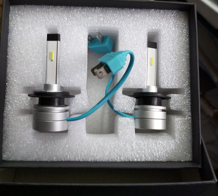 LED крушки  Н7 X4